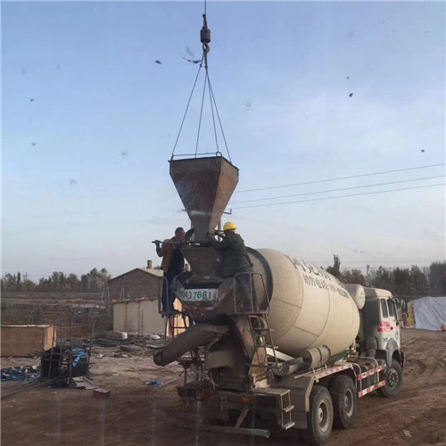 高阳县“精准瞄准”—— 吊车的 “定位导航” 技术